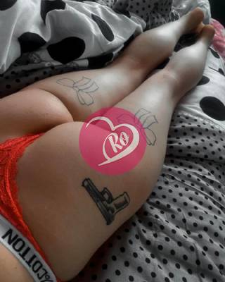 Adda bruneta tatuată Rin Grand Hotel fotografia:5