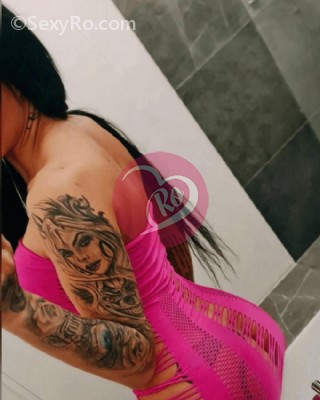 Alina sunt bruneta cu tatuaje ofer erotism și extaz fotografia:3