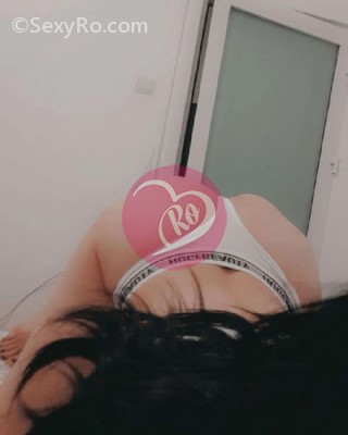 Cristina Escortă Feminină de 19 ani nouă Revelație a Plăcerii - Relaxare Garantată fotografia:4