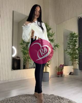 Brunetă top vrei să mă cunoști servicii full fotografia:2