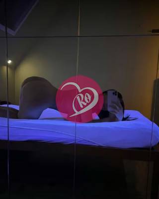 Escortă tânără de 22 de ani fotografia:2
