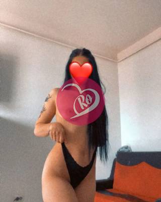 Brunetă pasională 22 ani nouă la tine în oraș fotografia:3