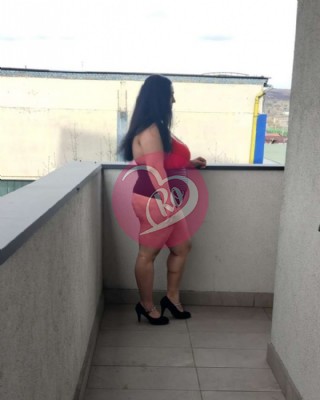 Mihaela Servicii totale fac Party și Deplasări fotografia:4