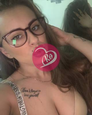 Alys escortă de 25 de ani refăcută fotografia:2