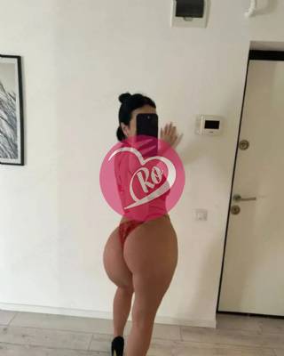 Izabella 210 de ani te aștept la mine nu ai fost fotografia:2
