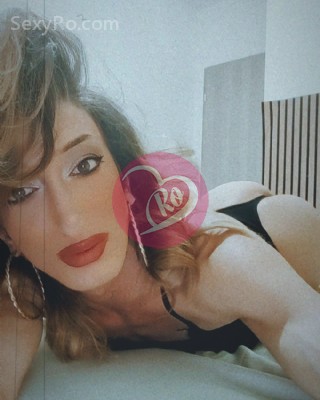 Erika Maria Ion personalitate specifica calități de bun simț respect și igiena. fotografia:2