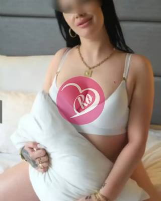 Julia Escortă cu piercing intim să tragi cu dinții de el am revenit fotografia:4