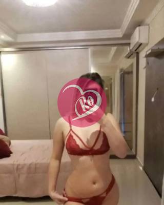 Cristina fac și deplasări la hotel fotografia:2