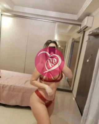 Cristina fac și deplasări la hotel fotografia:3