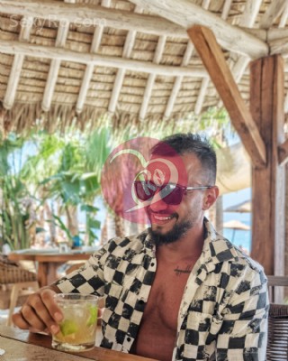 Mickey Prezenta magnetica. Discretie totala. fotografia:3