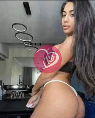 Bianca fac și deplasări la hotel am și colega fotografia:3