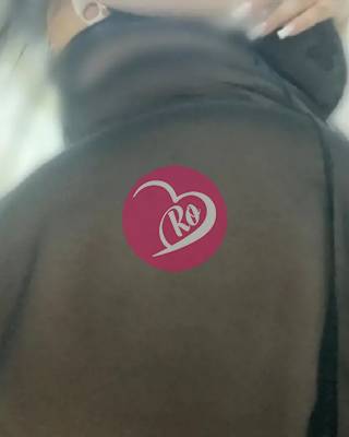 Anays fac doar deplasări femeie plăcută discretă serioasă fotografia:2