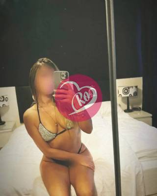 Fată curată Suna-ma la mine sau la tine