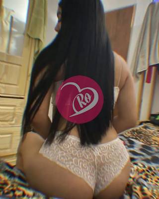 Carla fata tânără azi am ajuns suna-ma