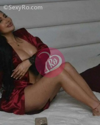 Inna femeie elegantă reala te aștept să ne facem de cap fotografia:2