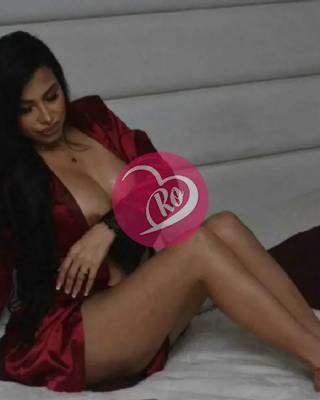 Inna femeie elegantă reala te aștept să ne facem de cap fotografia:5