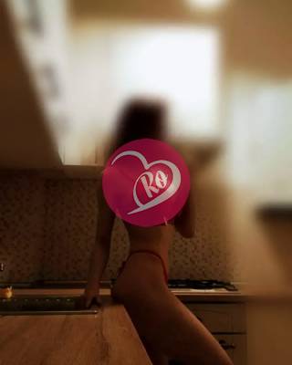 Bia Escortă brunetă ofer masaj senzual fotografia:3