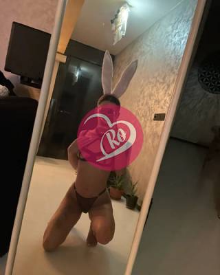 Femeie naturala fac doar deplasări