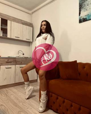 Party Girl ofer placere nouă în orașul tău fotografia:5