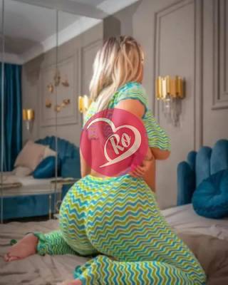 Anda femeie atenta la dorințele bărbaților virili fotografia:3