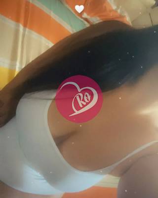 Roxana satisfac plăcerile nebunești - Fanteziile sexuale ale bărbaților fotografia:2