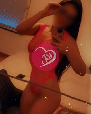 Alice 25 de ani nouă în oraș doar 3 zile doar Whatsapp fotografia:4