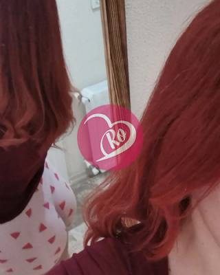 Melannia te invit să te relaxezi whatsapp sau telefon fotografia:2