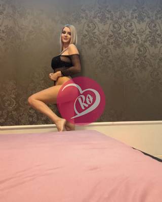 Melissa 26 de ani fată tânără pentru jocuri erotice