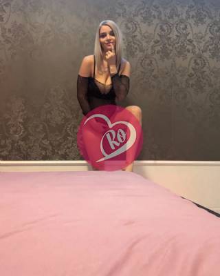 Melissa 26 de ani fată tânără pentru jocuri erotice fotografia:2