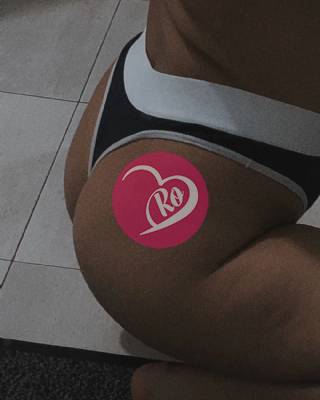 Mara 20 de ani fată și damă de companie dornică de sex fotografia:4