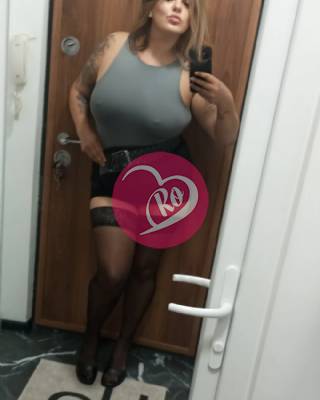 Escortă cu sâni frumoși mari foarte expertâ singură în locație