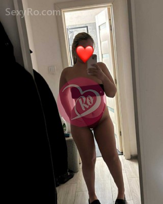 Maria Blonda sexy cu ochii verzi fotografia:5