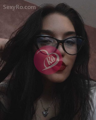 Giulia show web incendiar fantezia ta în carne și oase fotografia:2