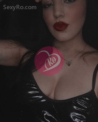 Giulia show web incendiar fantezia ta în carne și oase fotografia:3