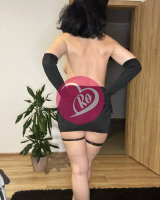 Maria doamnă MILF 36 - Mall Coresi fotografia:5