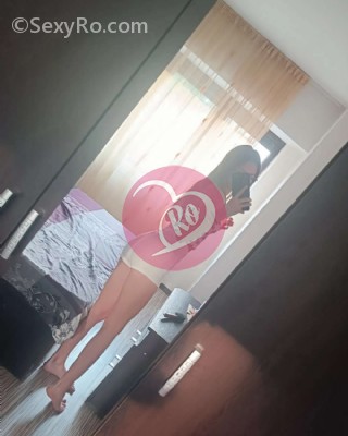 Amy 20 de ani slim Poze reale făcute în locație fotografia:4