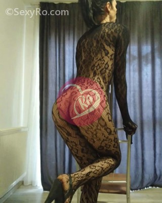 Domini generoși sunt invitați pisicuța ta dulce fotografia:2