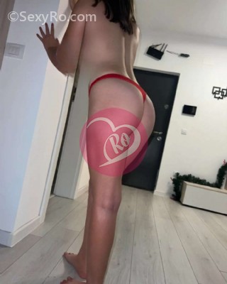 Tânără nouă în orașul tău dacă vrei ceva de ne uitat te aștept fotografia:3