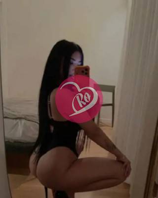 Yasmina acum am ajuns te aștept în locația mea