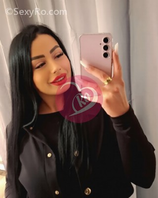 Alma brunetă forme apetisante facem sex la mine sau la tine fotografia:4