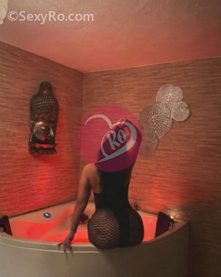 Lory pentru o satisfacere totala fac și deplasări fotografia:3