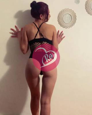 Christina ofer fantezii sexuale de mare calitate.