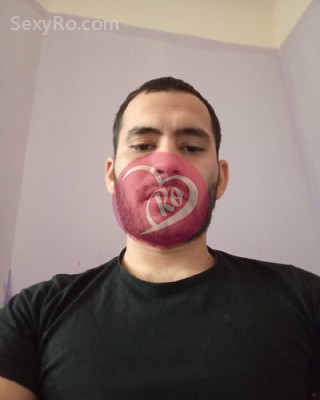 Robert Sunt băiat discret și serios fotografia:2