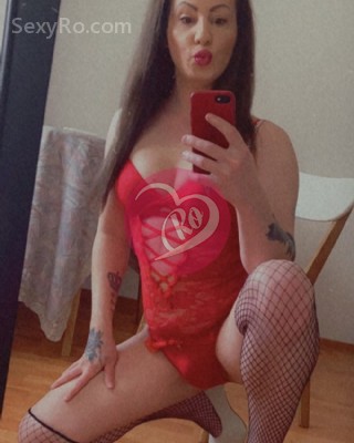 Trans Denysa Transexuala naturală forme feminine. fotografia:5