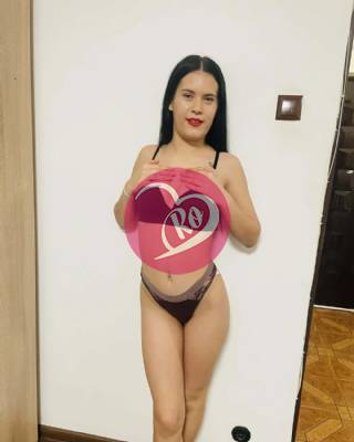 Giulia 21 de ani nouă în orașul tău momente intime