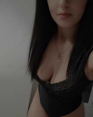 Alina Buna Detalii pe Whatsapp. fotografia:7