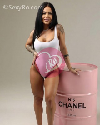 Selena Escortă reala - Party girls fotografia:2