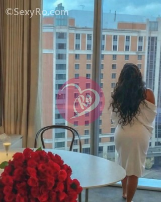 Denisa Milf Doamna Matură - Experiența este puterea mea fotografia:2