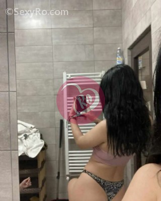 Femeie dornică de aventuri cu bărbați Nouă în orașul tău fotografia:2