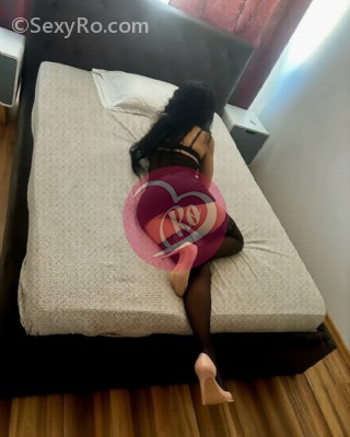 Lavinia Matură finuța 37 ani - Milf expertă fotografia:3